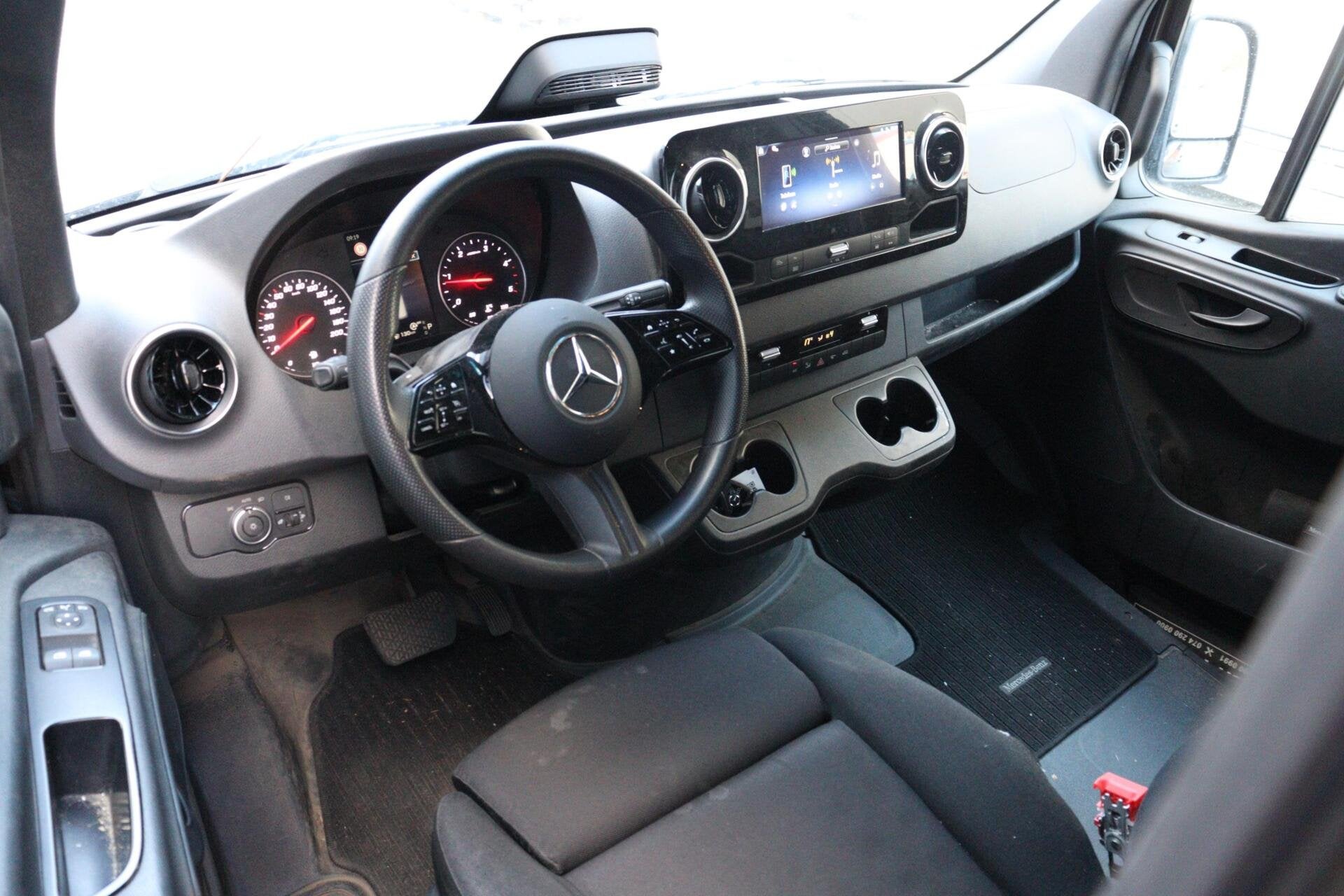 Mercedes Sprinter bestel 315 1.9 CDI L4H3 l AUTOMAAT l 10" M, Auto's, Bestelauto's, Stof, Gebruikt, 4 cilinders, Bedrijf