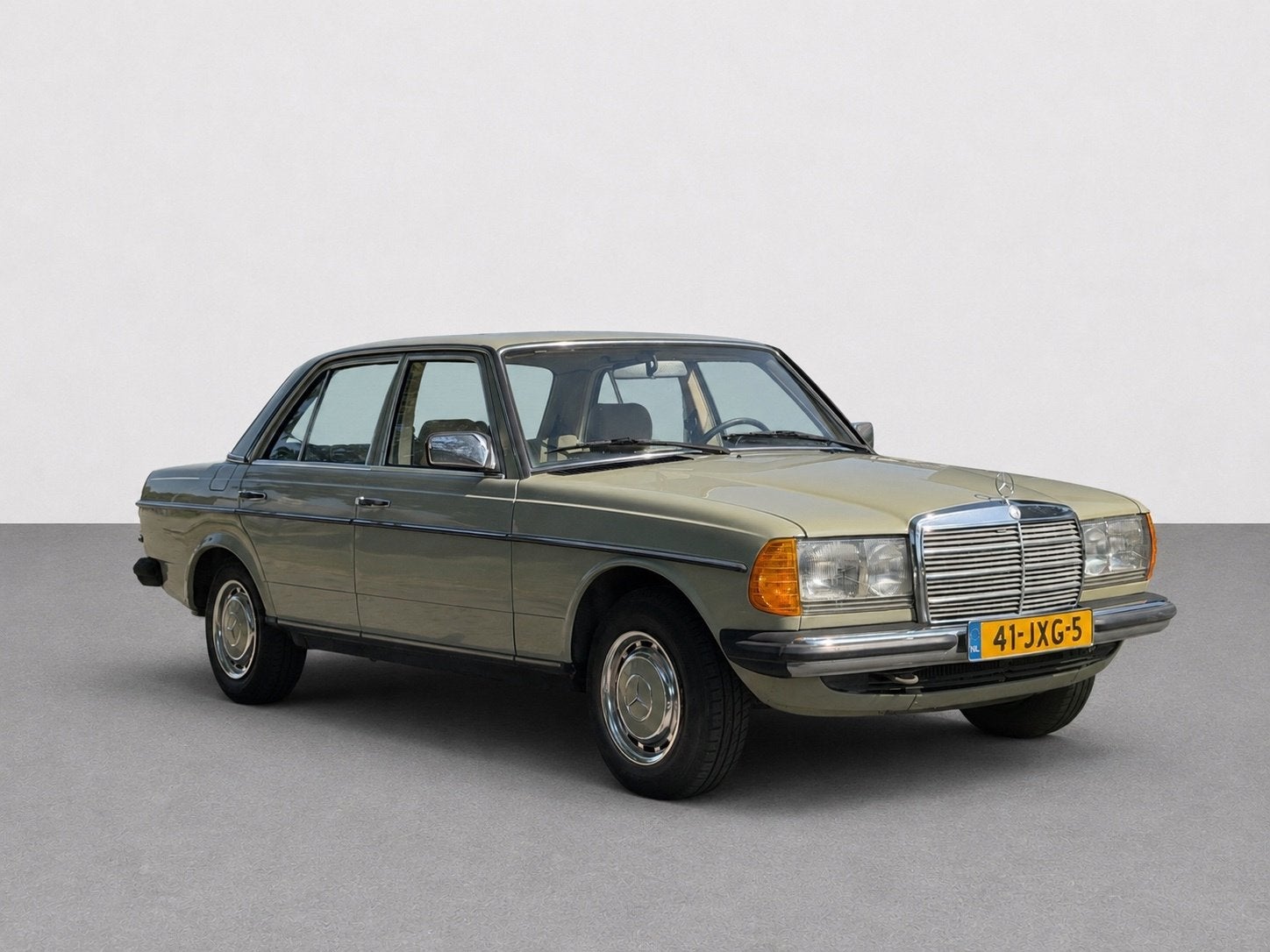 Mercedes-Benz 200-500 (W124) 200, Auto's, Gebruikt, 4 cilinders, Bedrijf, Handgeschakeld