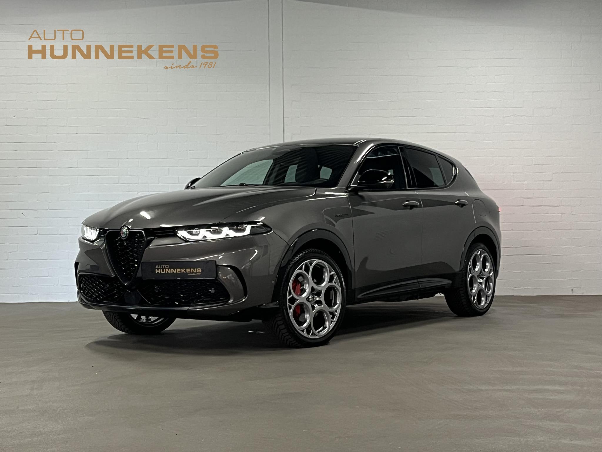 Alfa Romeo Tonale 1.3 Plug-in VELOCE Adapt. cruise | Harman/, Auto's, Alfa Romeo, Automaat, 12 maanden, 4 cilinders, Bedrijf