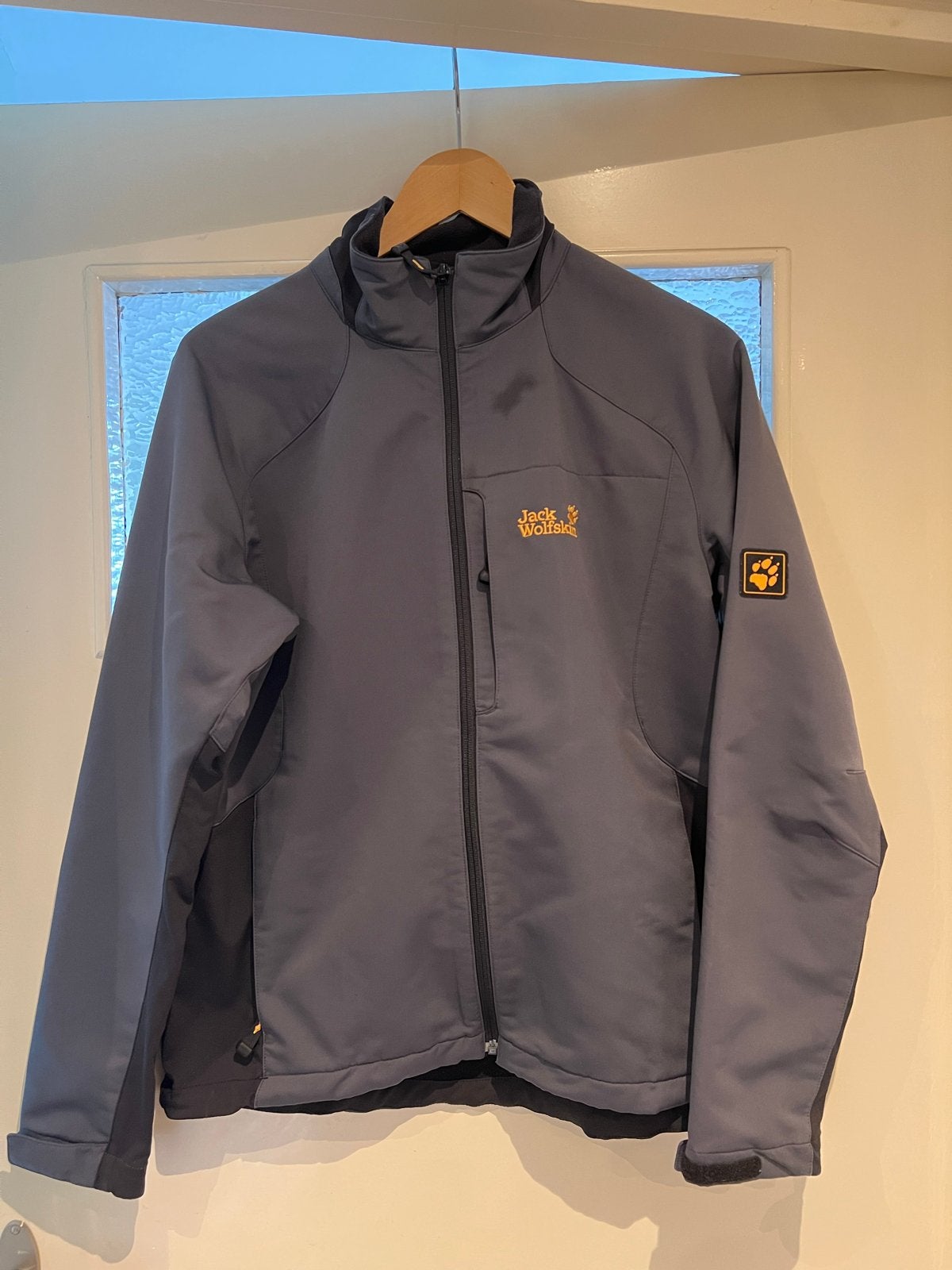 Jack Wolfskin Softshell Jas Dames Maat 42/44 (L), Ophalen of Verzenden, Zo goed als nieuw, Maat 42/44 (L), Grijs