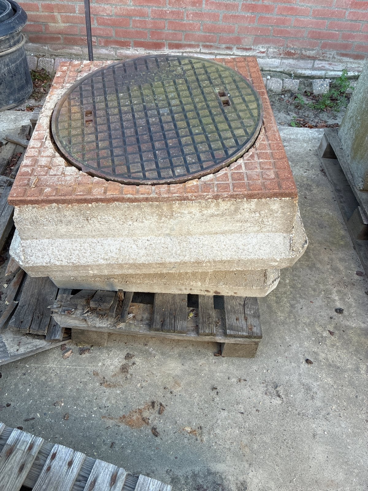 Betonnen putrand met onderplaat en tussenbuis., Doe-het-zelf en Verbouw, Ophalen of Verzenden, Gebruikt