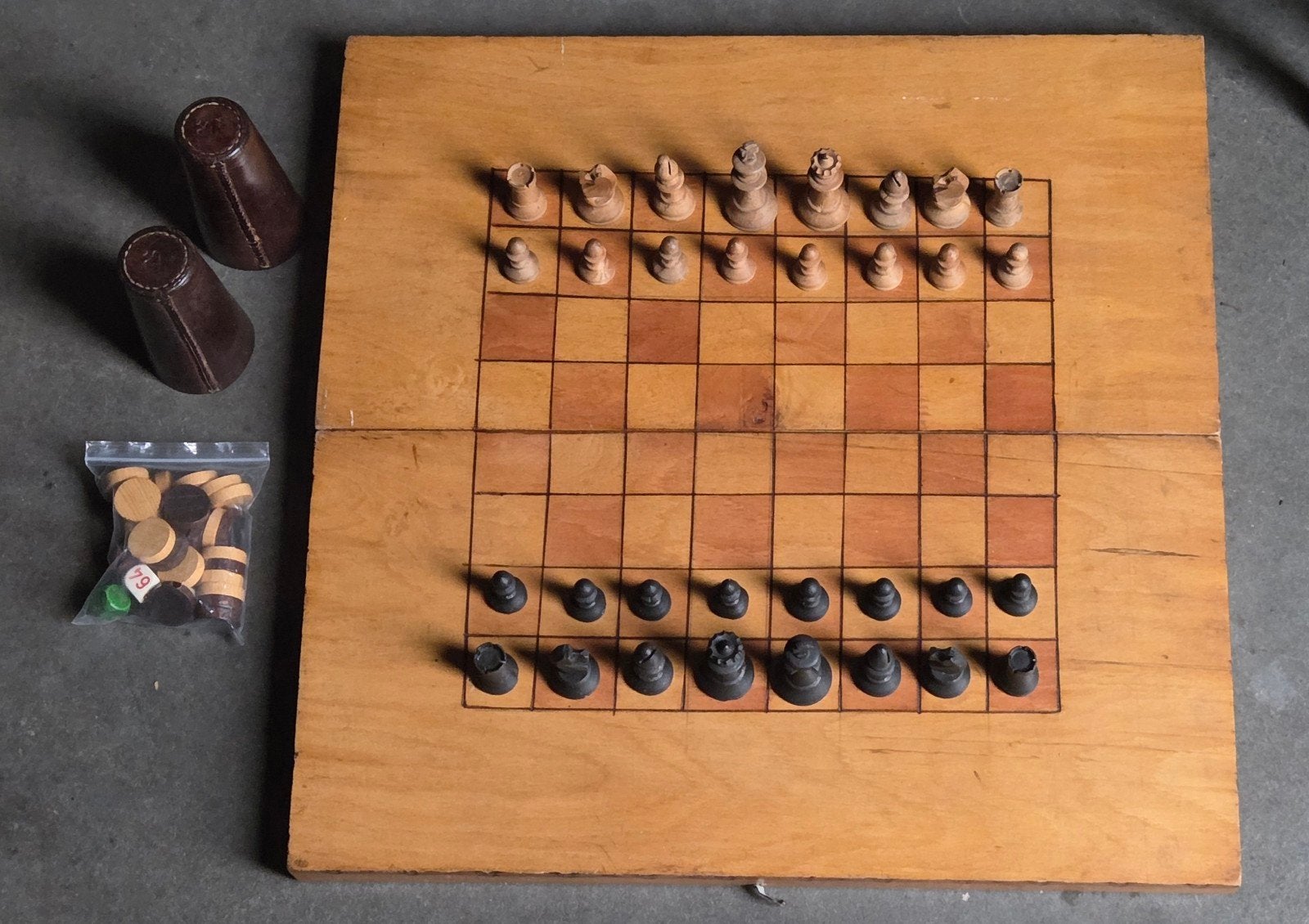 retro vintage schaakspel en backgammon in doos, Ophalen of Verzenden
