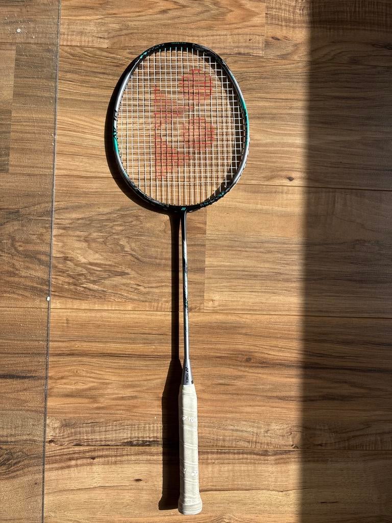 Yonex Astrox 88 play badmintonracket, Ophalen, Gebruikt, Racket(s)