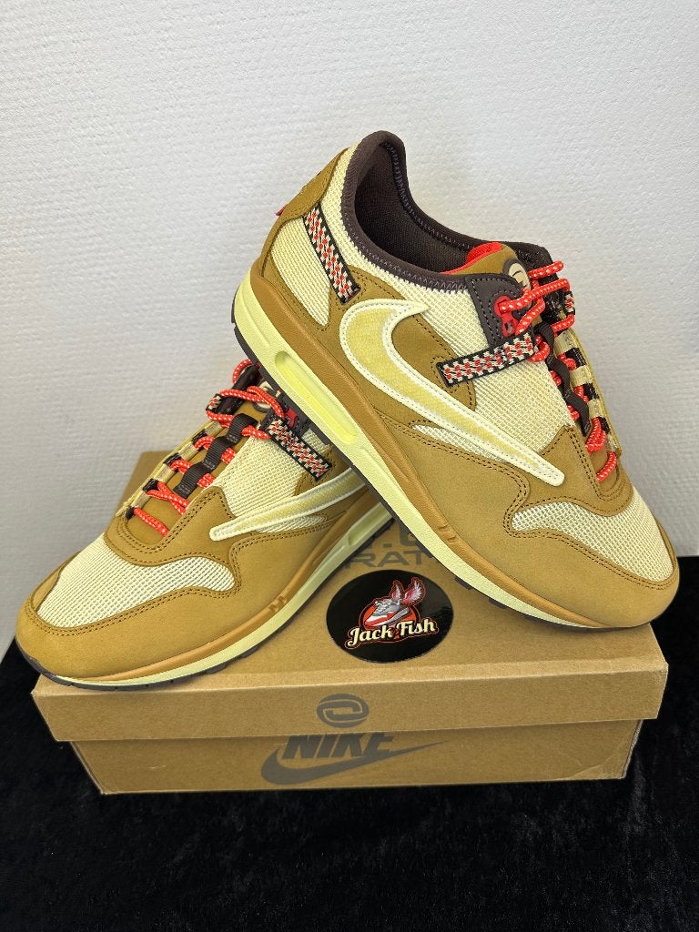 Nike air Max 1 Travis Scott Cactus Jack Wheat Lemon Drop- 44, Overige kleuren, Nike, Nieuw, Ophalen of Verzenden