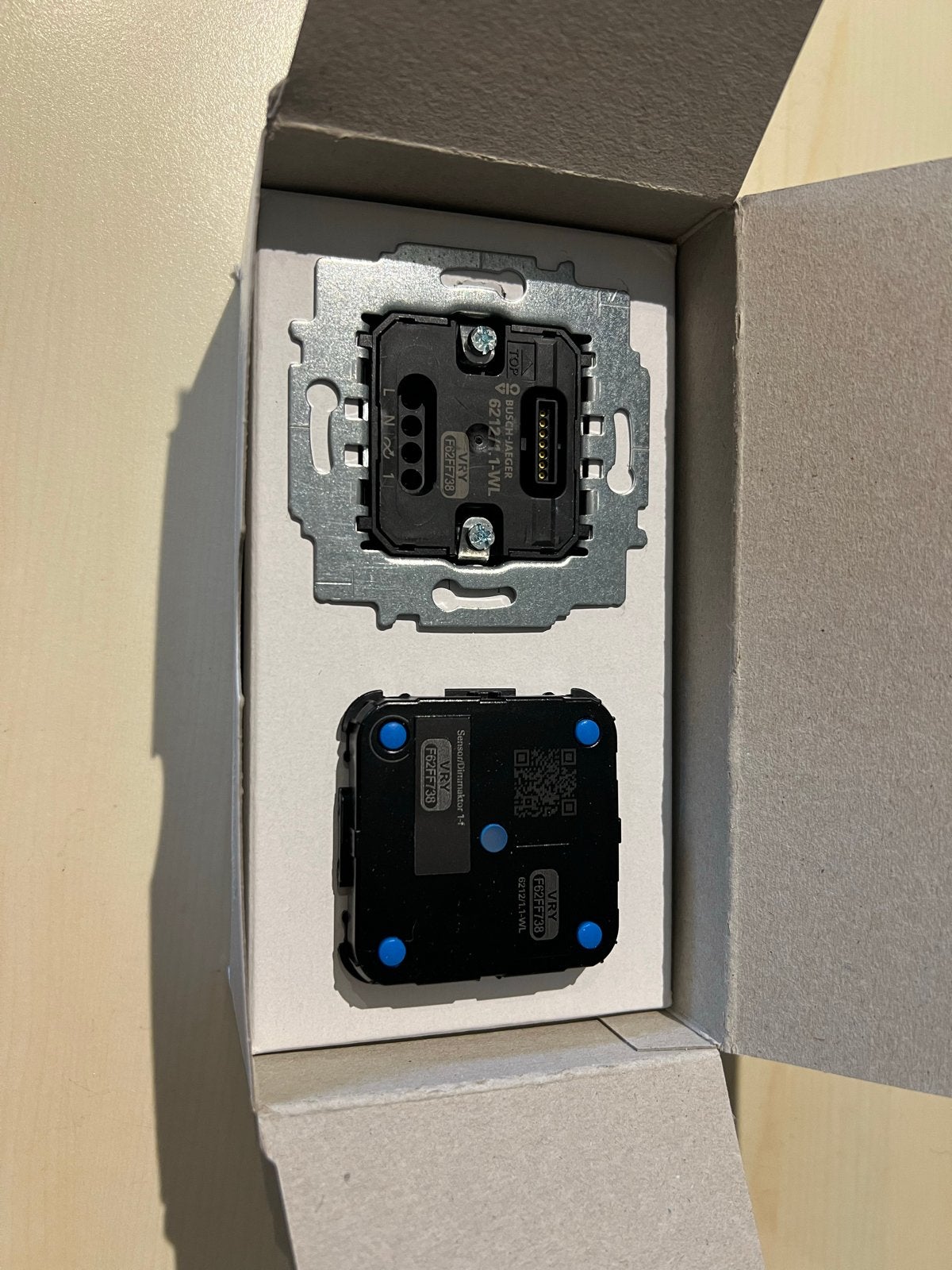 Busch-Jaeger Sensor/Dimmaktor 1/1-fach Busch-free@home, Ophalen of Verzenden, Nieuw, Busch-Jaeger, Dimmer