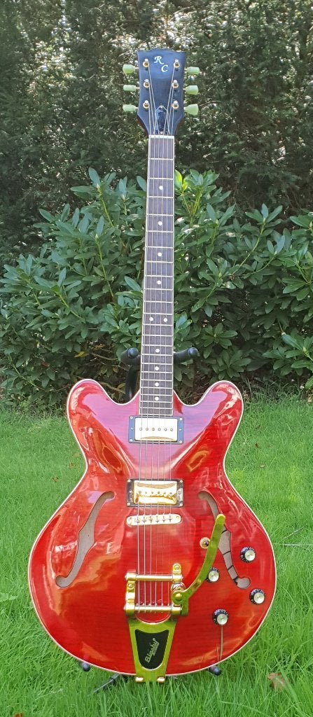 RC Custom made ES-335 met Bigsby en Scheffer P90's, Ophalen of Verzenden, Nieuw, Semi-solid body, Overige merken
