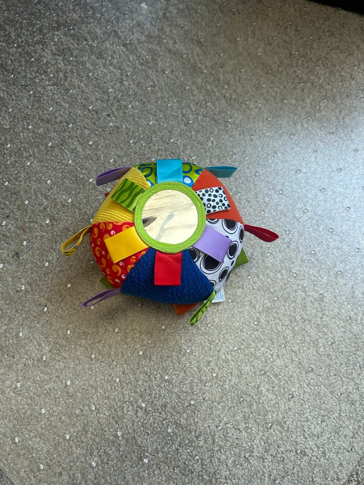 Playgro Zachte Bal met Spiegeltje en Flapjes, Kinderen en Baby's, Ophalen of Verzenden, Gebruikt, Overige typen