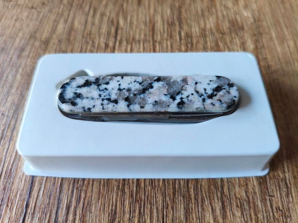Victorinox  rock knives Rosa Betha Sardinia, Antiek en Kunst, Ophalen of Verzenden