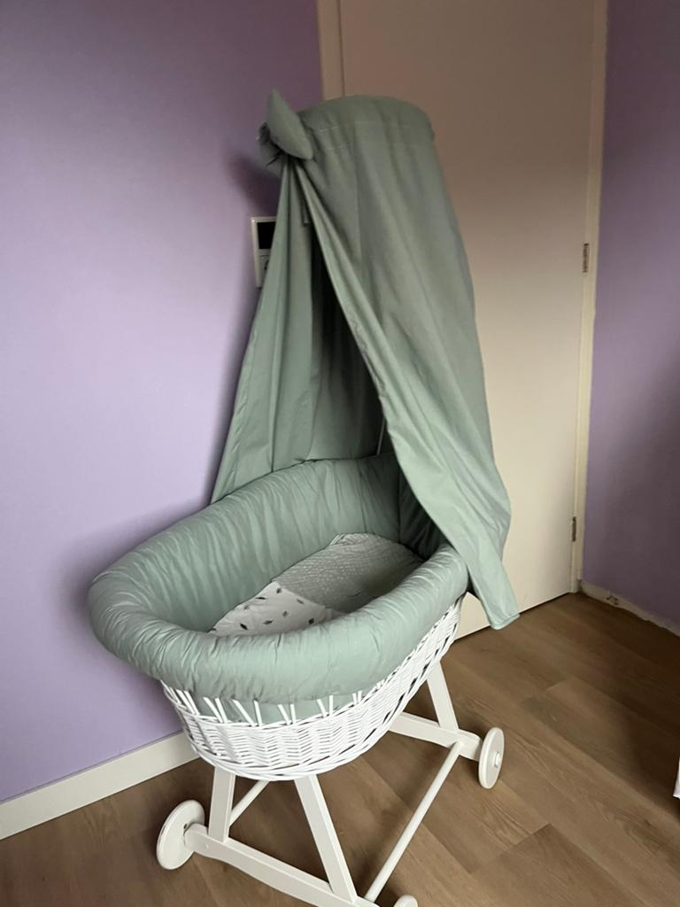 Witte Wieg met Groene Hemel en Bekleding - Zo Goed als Nieuw, Ophalen, Zo goed als nieuw, Wieg