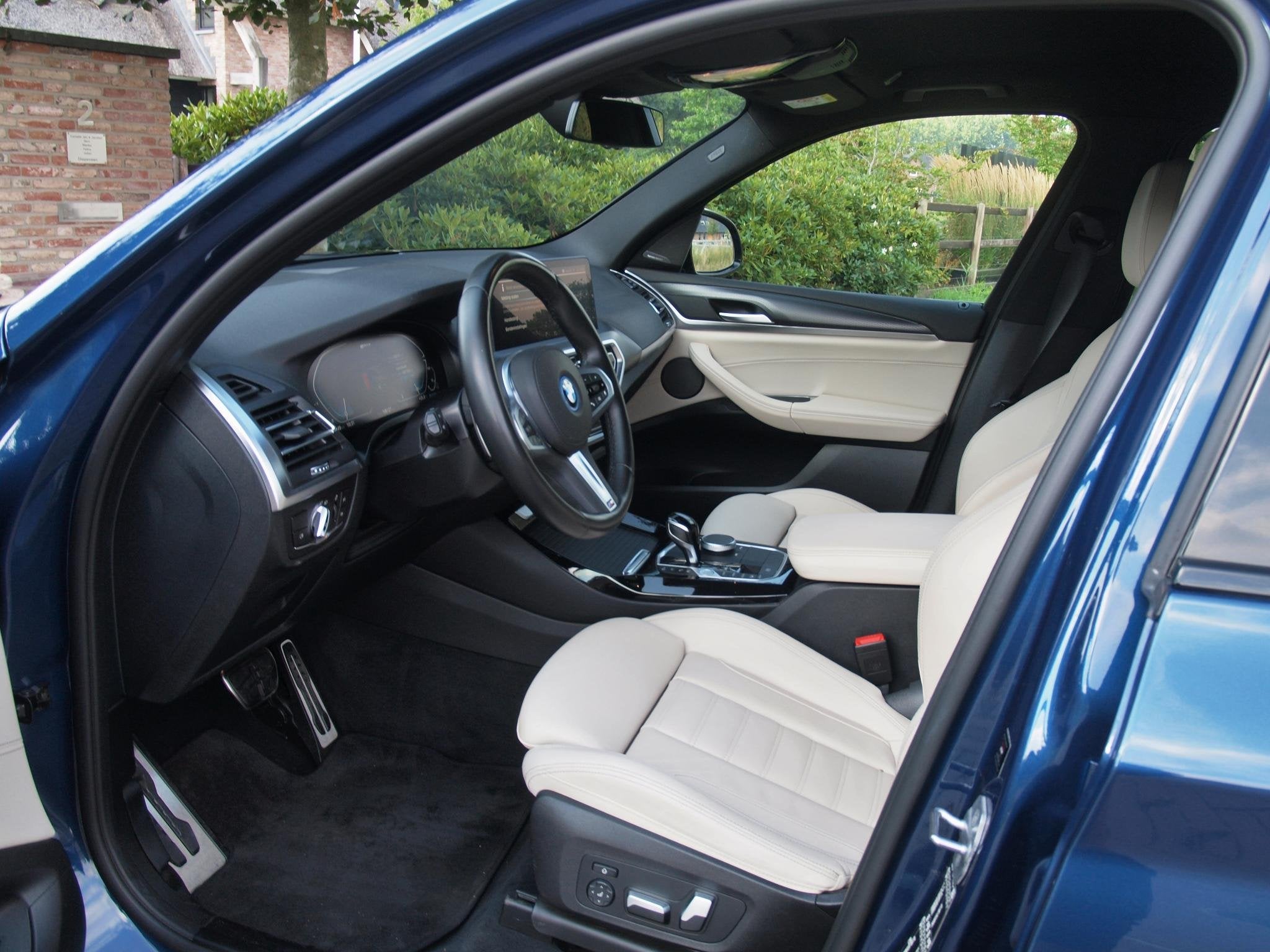 BMW X3 xDrive30e Business Edition Plus | Facelift Model | M-, Gebruikt, 2000 kg, Blauw, Bedrijf