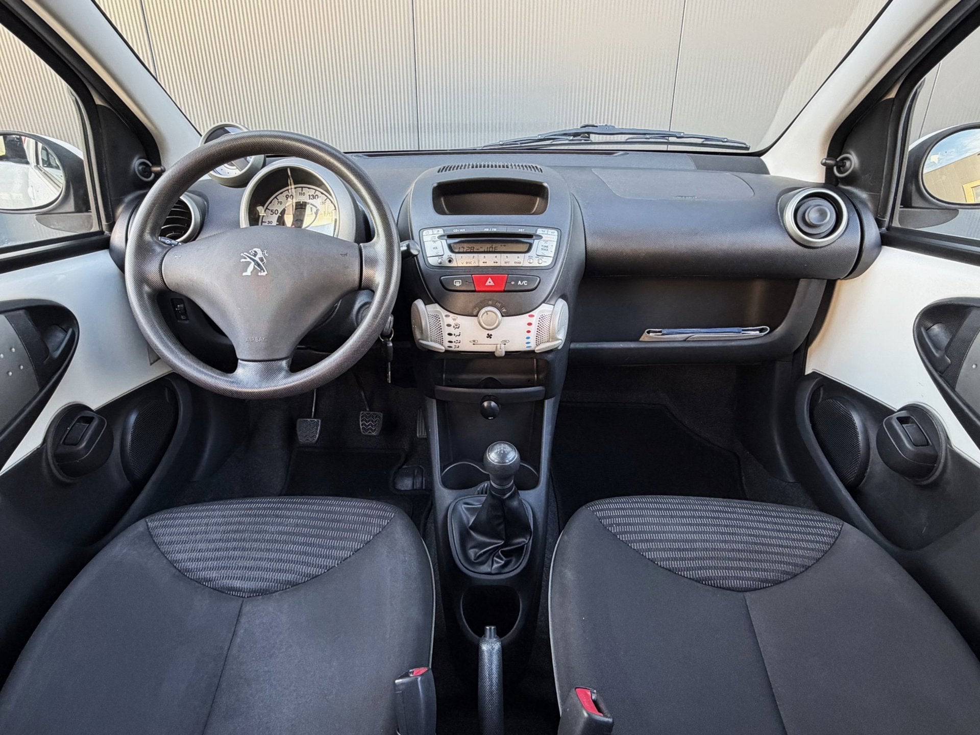Peugeot 107 1.0 Active Premium | Inruilkoopje! | Airco | APK, Voorwielaandrijving, Euro 5, Stof, Gebruikt