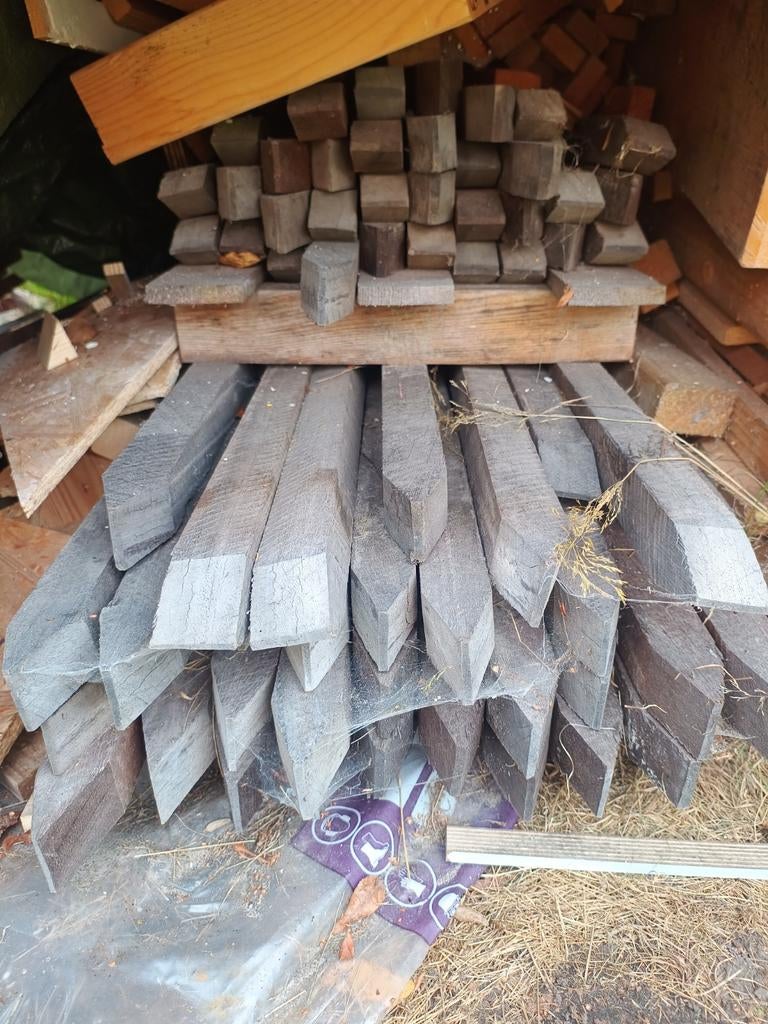 Bekisting platen en hardhouten piket palen, Gebruikt, Overige typen, Overige houtsoorten, Ophalen