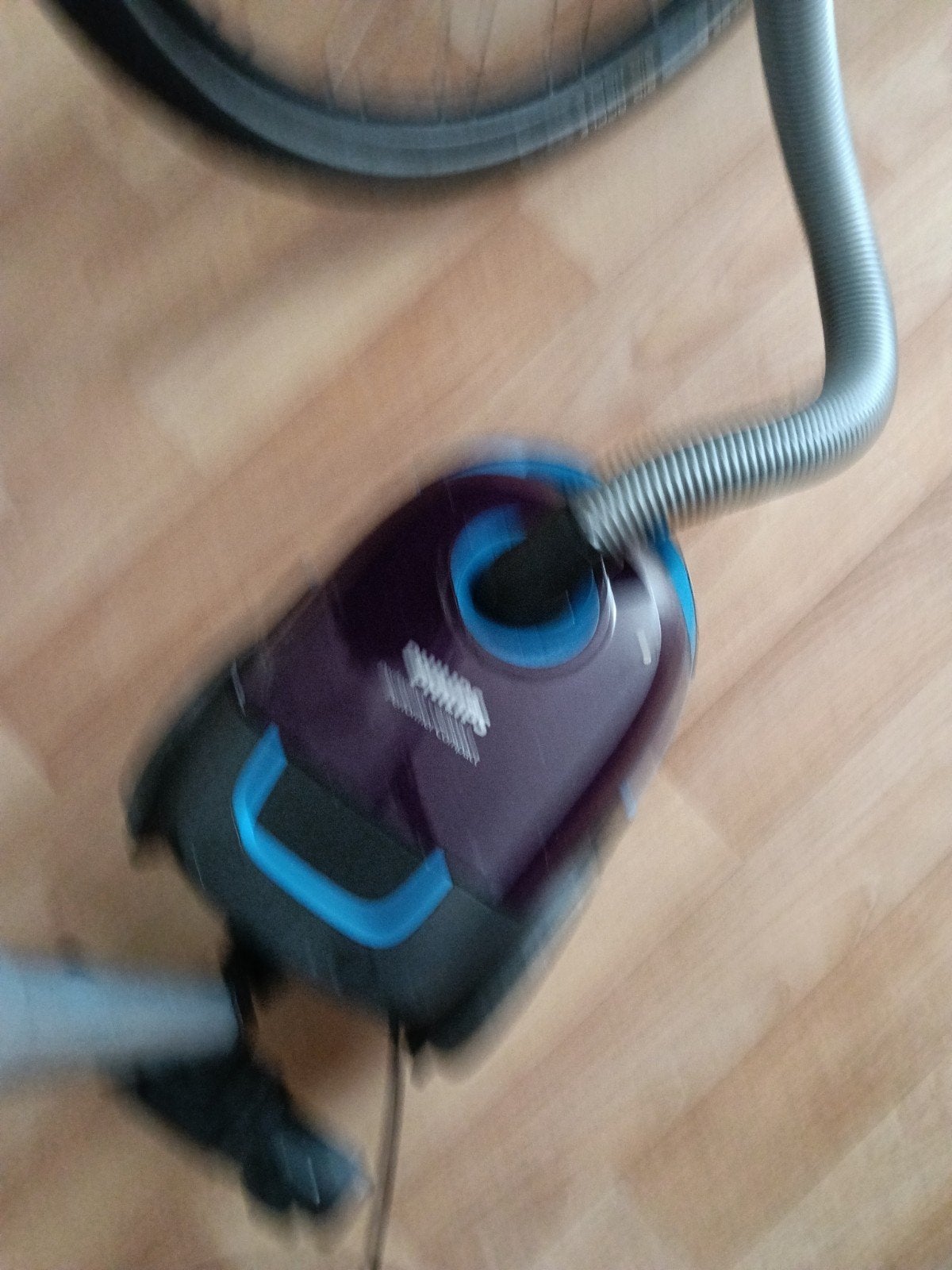 Foto 2 van Philips stofzuiger 900w