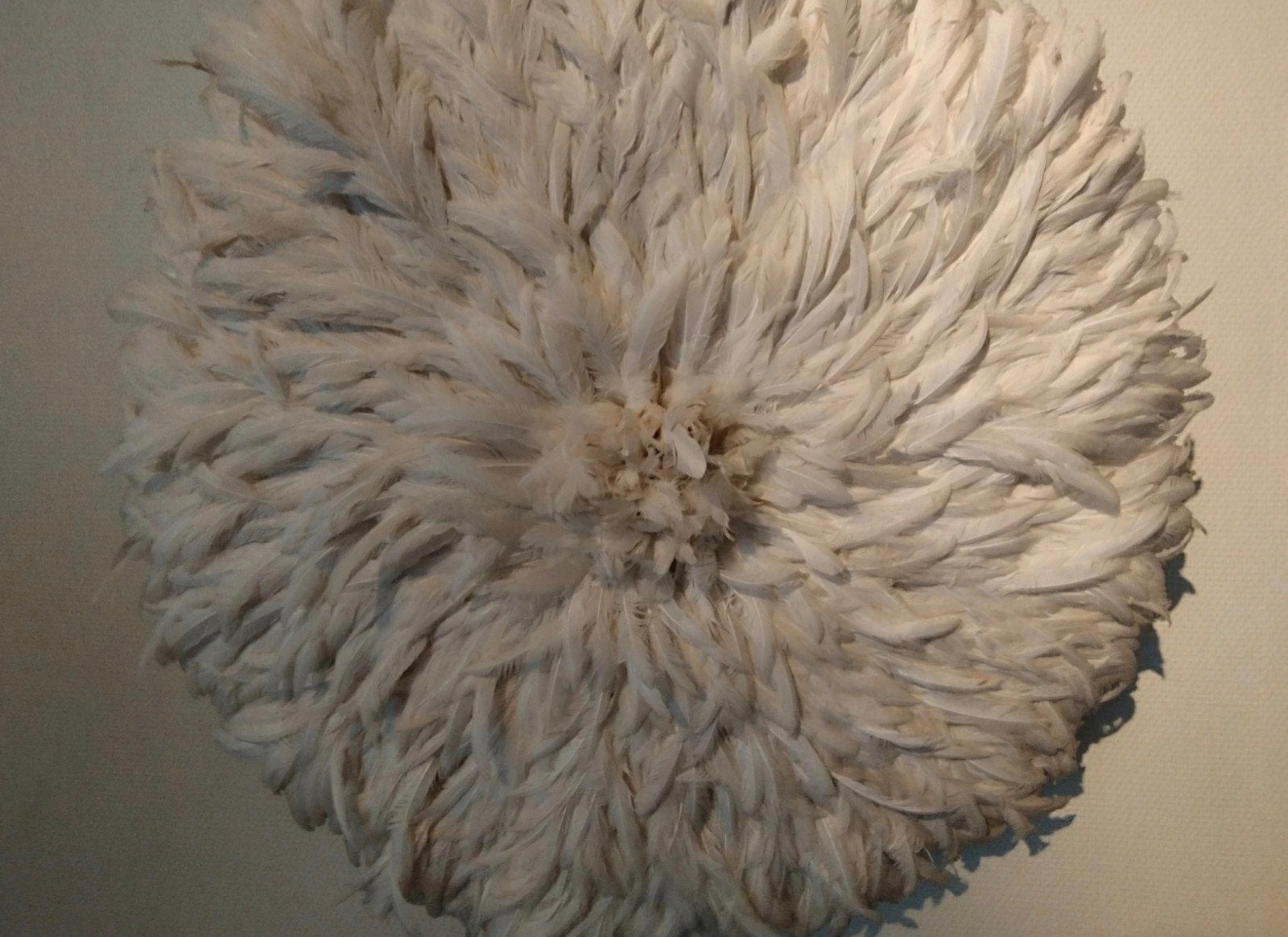 Authentieke Juju Hat uit Kameroen - Wit/Crème - Ø 65 cm, Overige stijlen, Ophalen of Verzenden, Zo goed als nieuw, Natuurlijk materiaal