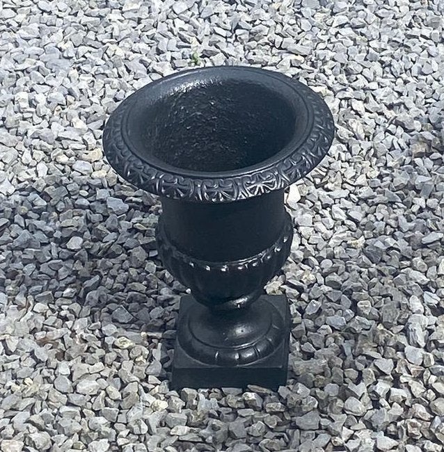 Gietijzeren Bloempot op sokkel, Frans design, brocant, IZGST, Tuin en Terras, Bloempotten, Rond, Ophalen of Verzenden, Zo goed als nieuw