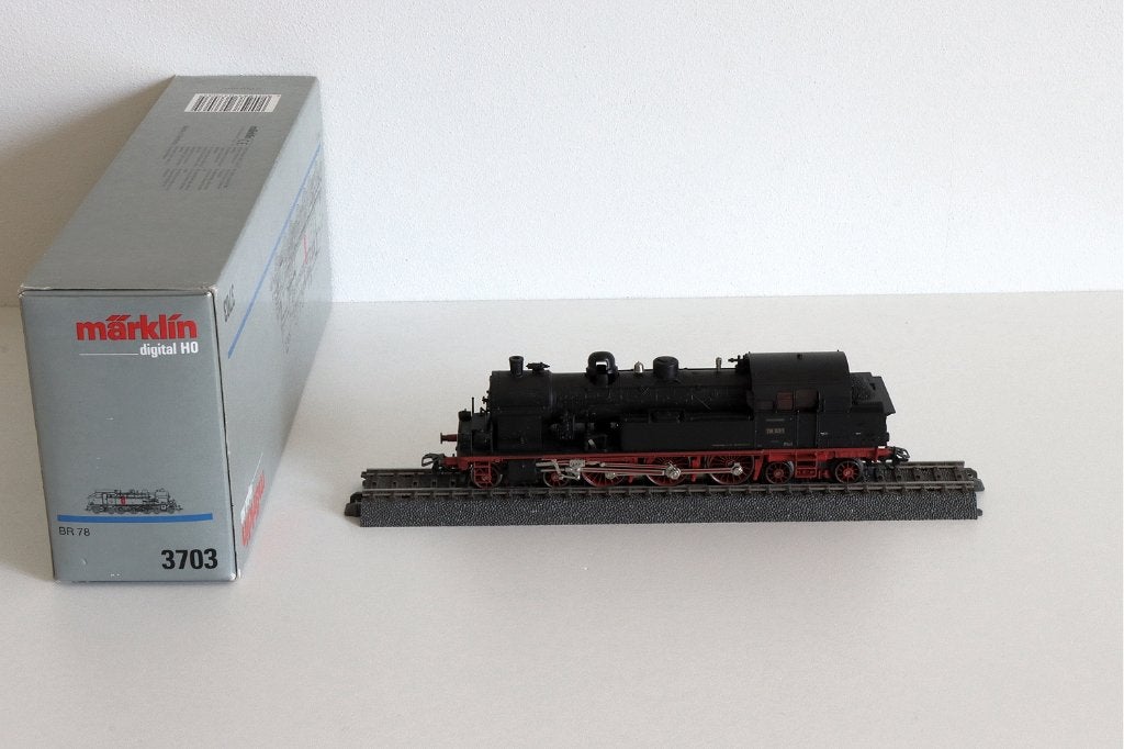 Märklin 3703 h0 stoomlocomotief digitaal adres 65, Hobby en Vrije tijd, Wisselstroom, Locomotief, Ophalen of Verzenden, Zo goed als nieuw