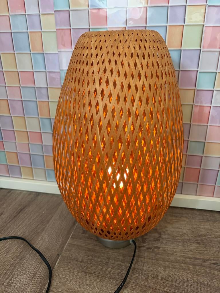 IKEA Boja tafellamp bamboe, Huis en Inrichting, Lampen | Tafellampen, Ophalen of Verzenden, Zo goed als nieuw, Hout, Minder dan 50 cm