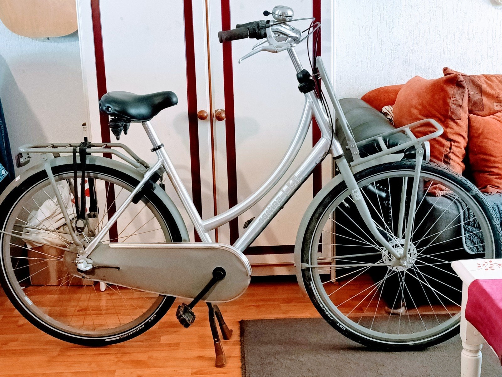 CORTINA U4 28 INCH 51 CM 3 VERSNELLINGEN, Fietsen en Brommers, Fietsen | Dames | Damesfietsen, Versnellingen, Zo goed als nieuw