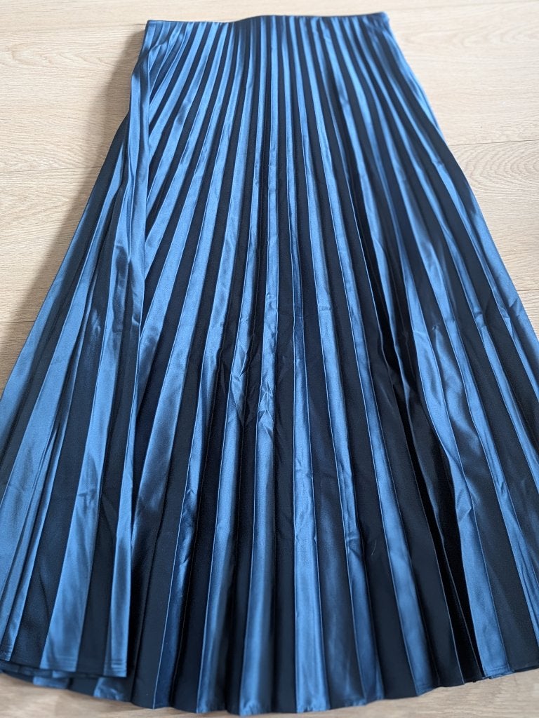Zara geplooide midi rok in blauw - Maat XS, Blauw, Zara, Ophalen of Verzenden, Zo goed als nieuw