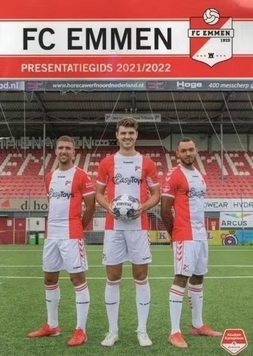 FC Emmen Presentatiegids 2021 - 2022 Lukkien Lubbers Bijl., Ophalen of Verzenden, Zo goed als nieuw