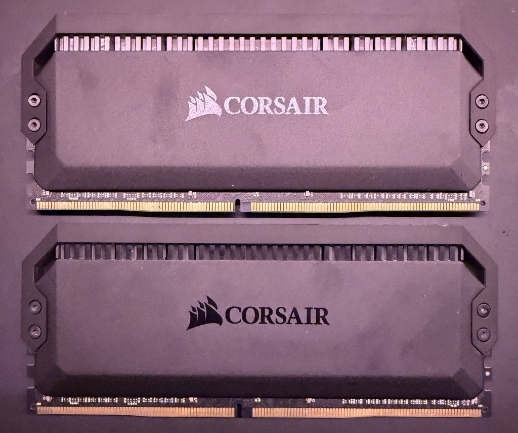 Corsair Dominator Platinum RGB DDR4 32GB (2x16GB) 3200MHz, 32 GB, DDR4, Ophalen of Verzenden, Zo goed als nieuw