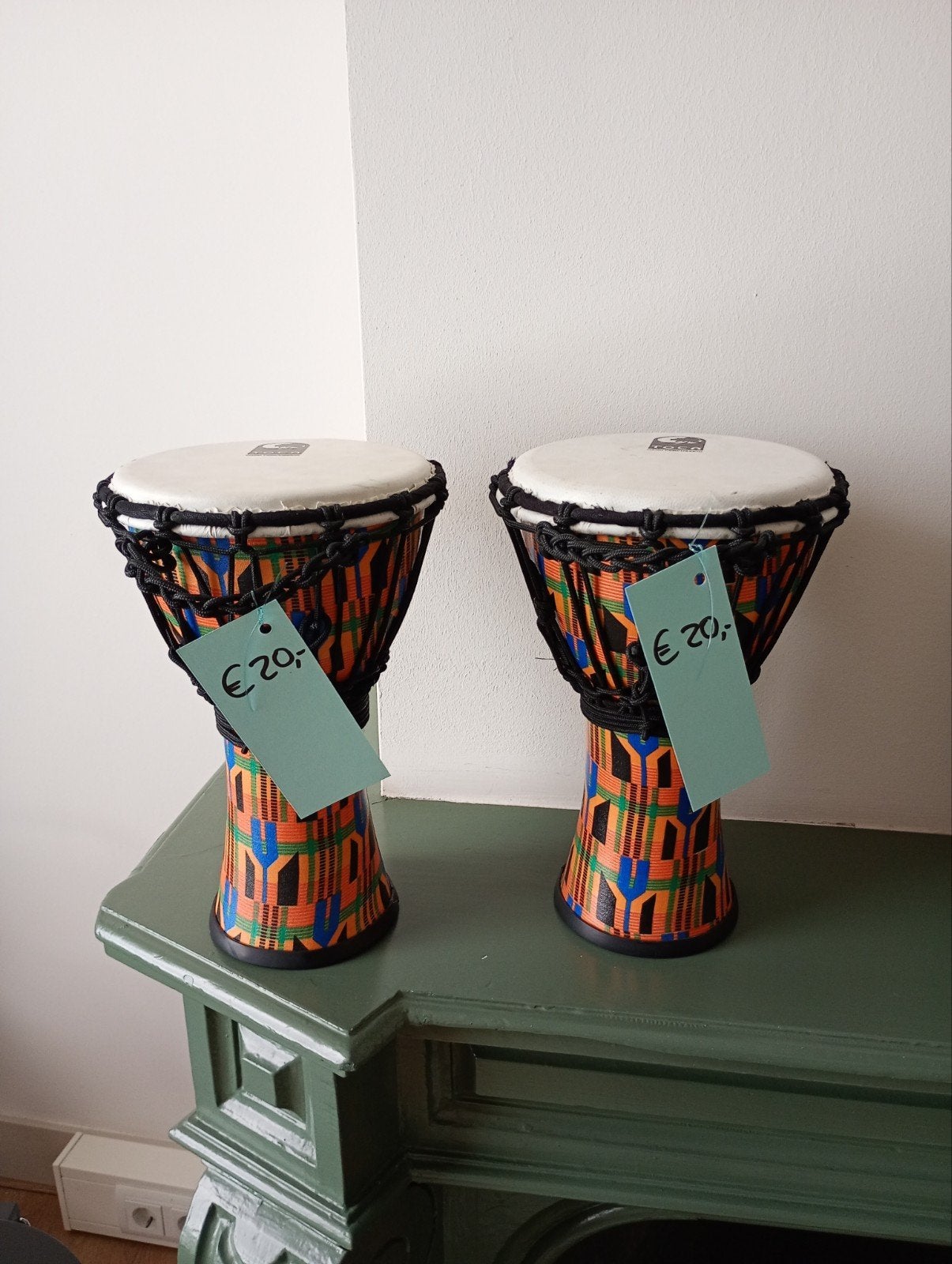 2 x kleine kleurrijke toca Djembe, Ophalen, Zo goed als nieuw, Trommel