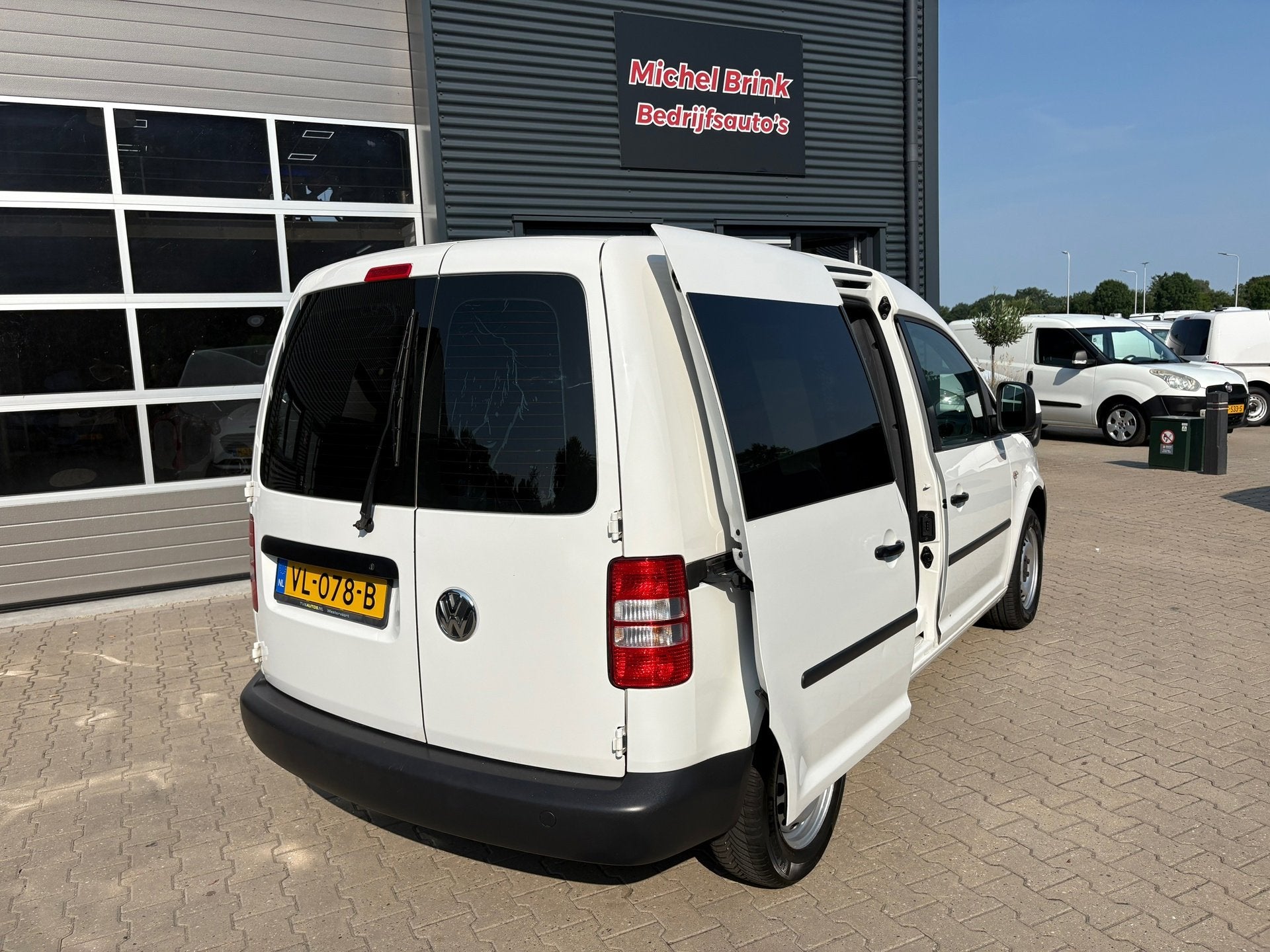 Volkswagen Caddy 1.6 TDI Economy Baseline Airco, Voorwielaandrijving, Stof, Gebruikt, Zwart