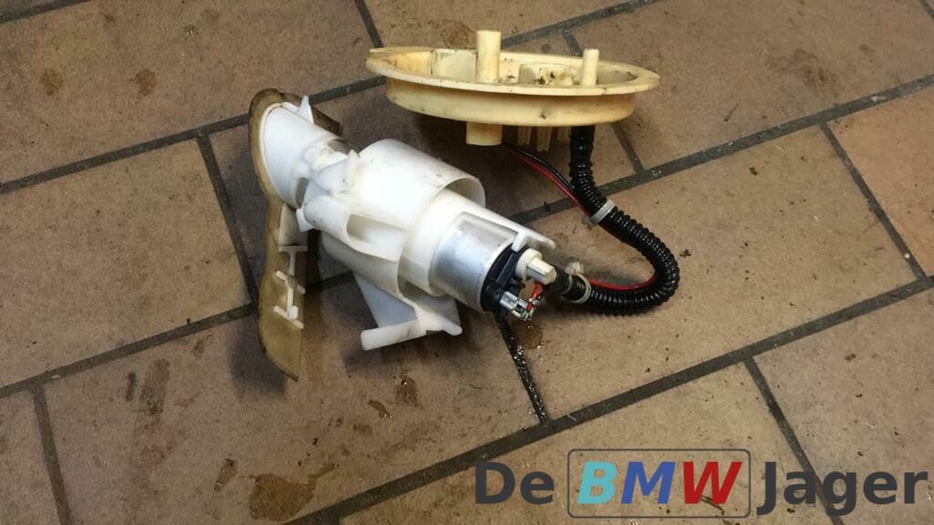 Brandstofpomp BMW 5 6 serie F modellen diesel 16117260648, Gebruikt, Ophalen of Verzenden, BMW, BMW