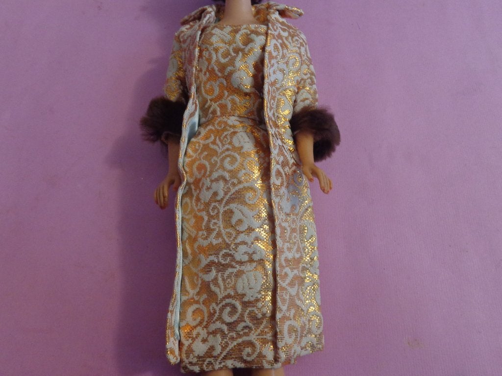 Barbie Vintage Evening Splendour jurk en jas, Ophalen of Verzenden, Gebruikt, Kleertjes
