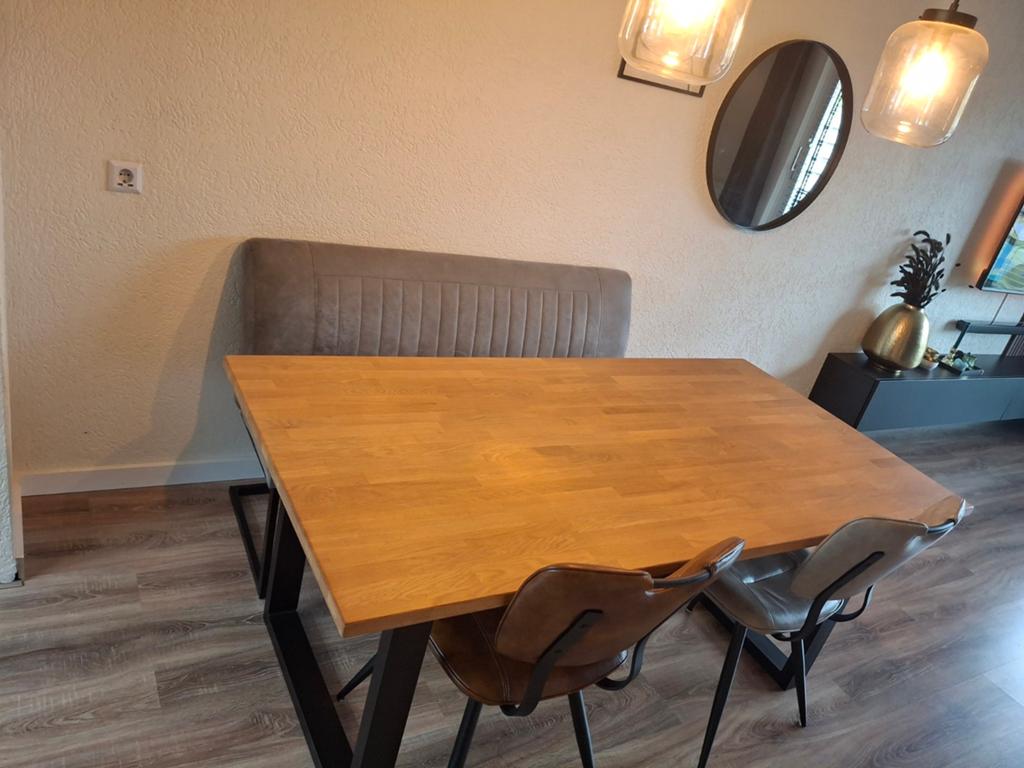 Eettafel 180x90 met 2 stoelen en eetbank (incl. lamp), Huis en Inrichting, Overige houtsoorten, Gebruikt, 150 tot 200 cm, Vier personen