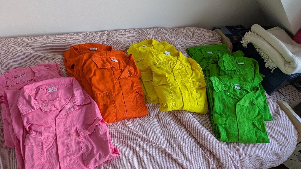 9 gekleurde overalls leuk voor carnaval, Carnaval, Maat 46/48 (XL) of groter, Ophalen of Verzenden, Zo goed als nieuw