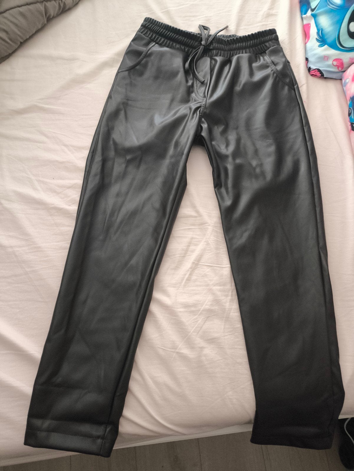 bruine lederlook broek met elastische tailleband, Bruin, Nieuw, Ophalen of Verzenden, Onbekend