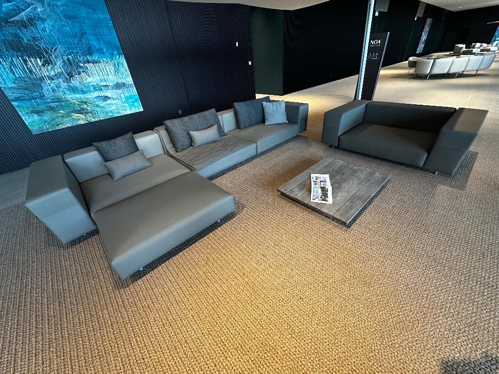 Extremis Walrus Outdoor Loungebank + Clubchair + tafel -40%, 5 zitplaatsen, Waterstad 23, Aluminium, Zo goed als nieuw