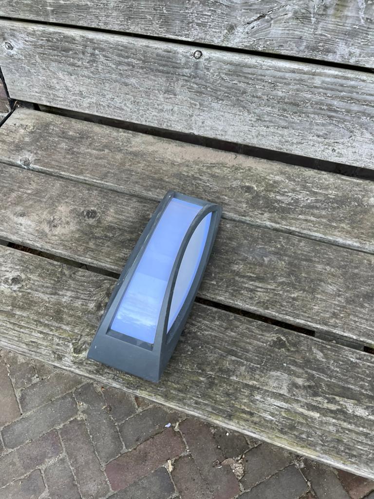 Metalen buitenlamp, Tuin en Terras, Buitenverlichting, Ophalen, Gebruikt, Wandlamp, Netvoeding