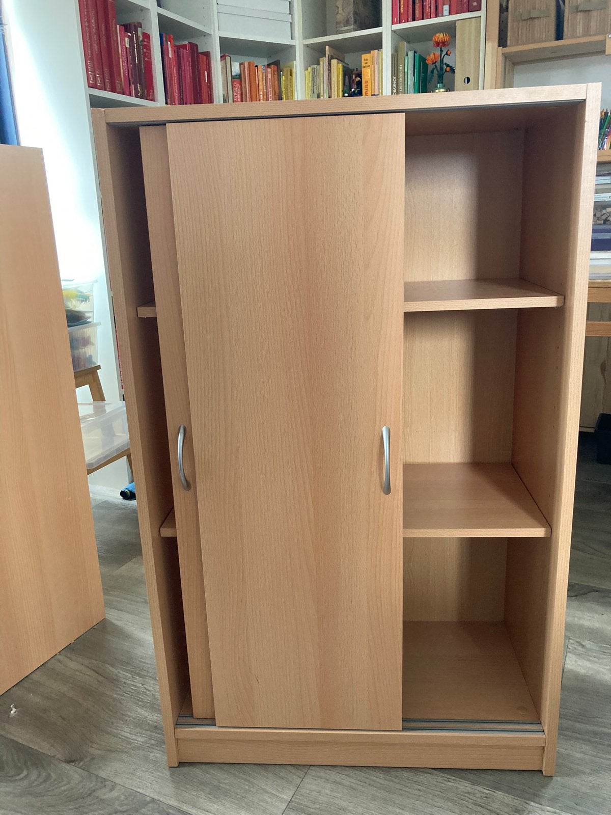 Handige compacte kastjes met schuifdeurtjes, Ophalen, Gebruikt, Kantoor, studentenkamer, 100 tot 150 cm