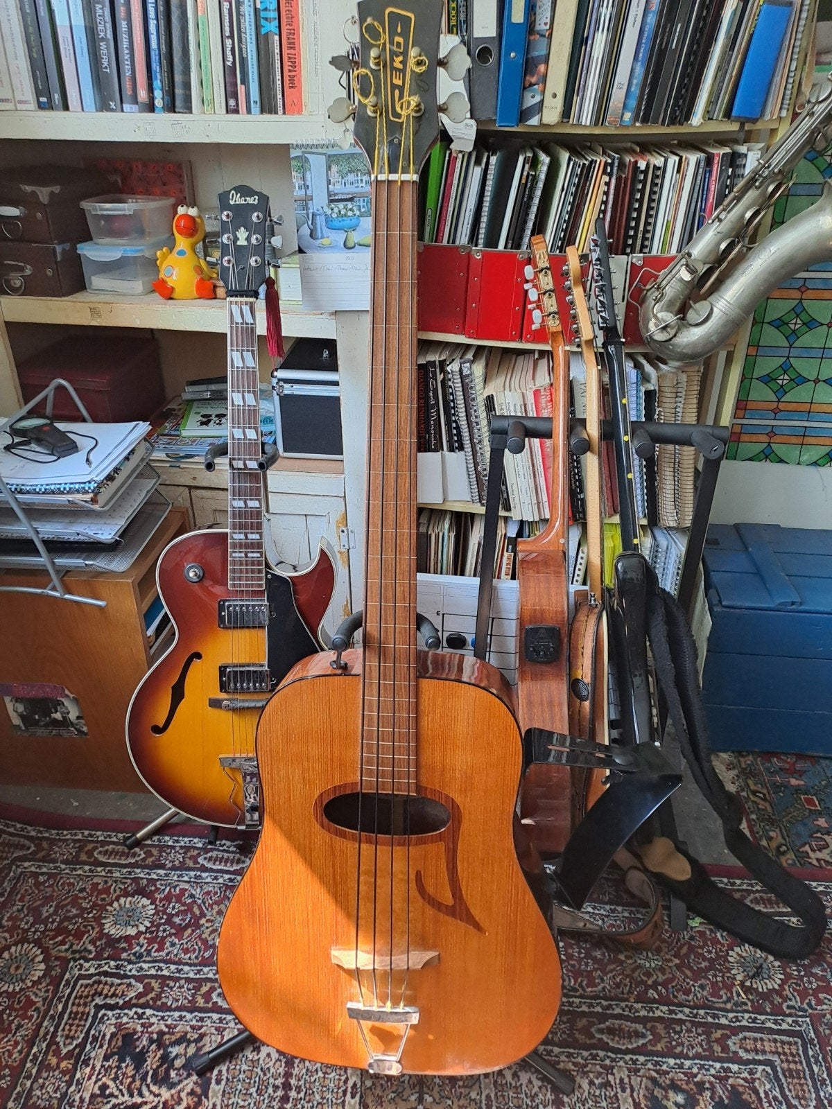 EKO akoestische fretloos de bekende vintag in goede staat ., Muziek en Instrumenten, Snaarinstrumenten | Gitaren | Bas, Ophalen