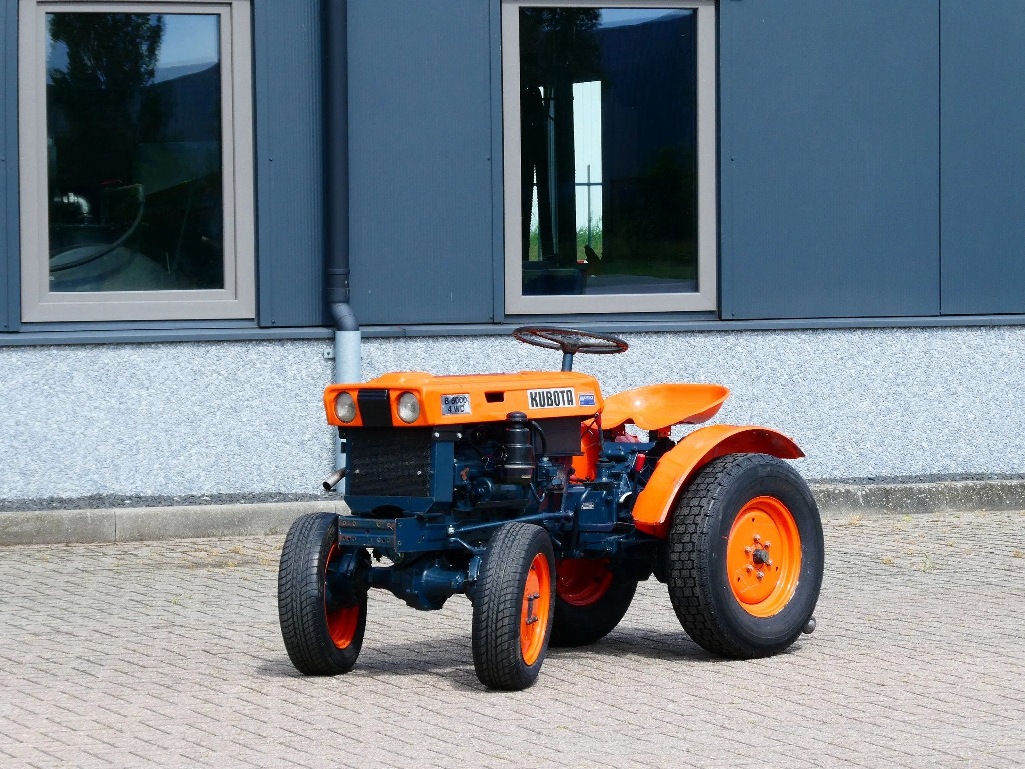 Kubota B6000 4wd / Gazonbanden, Overige merken, Gebruikt, De Maalstroom 3
8255 RN  Swifterbant, VM Service