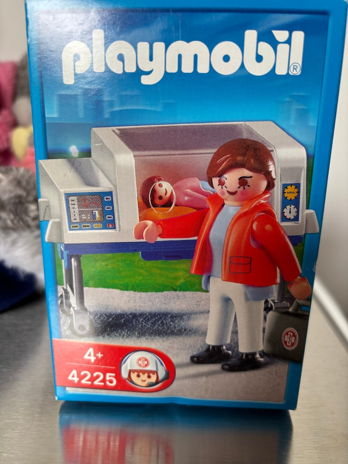 Playmobil 4225 Ambulance met couveuse, Kinderen en Baby's, Speelgoed | Playmobil, Complete set, Voertuig, Nieuw, Ophalen of Verzenden
