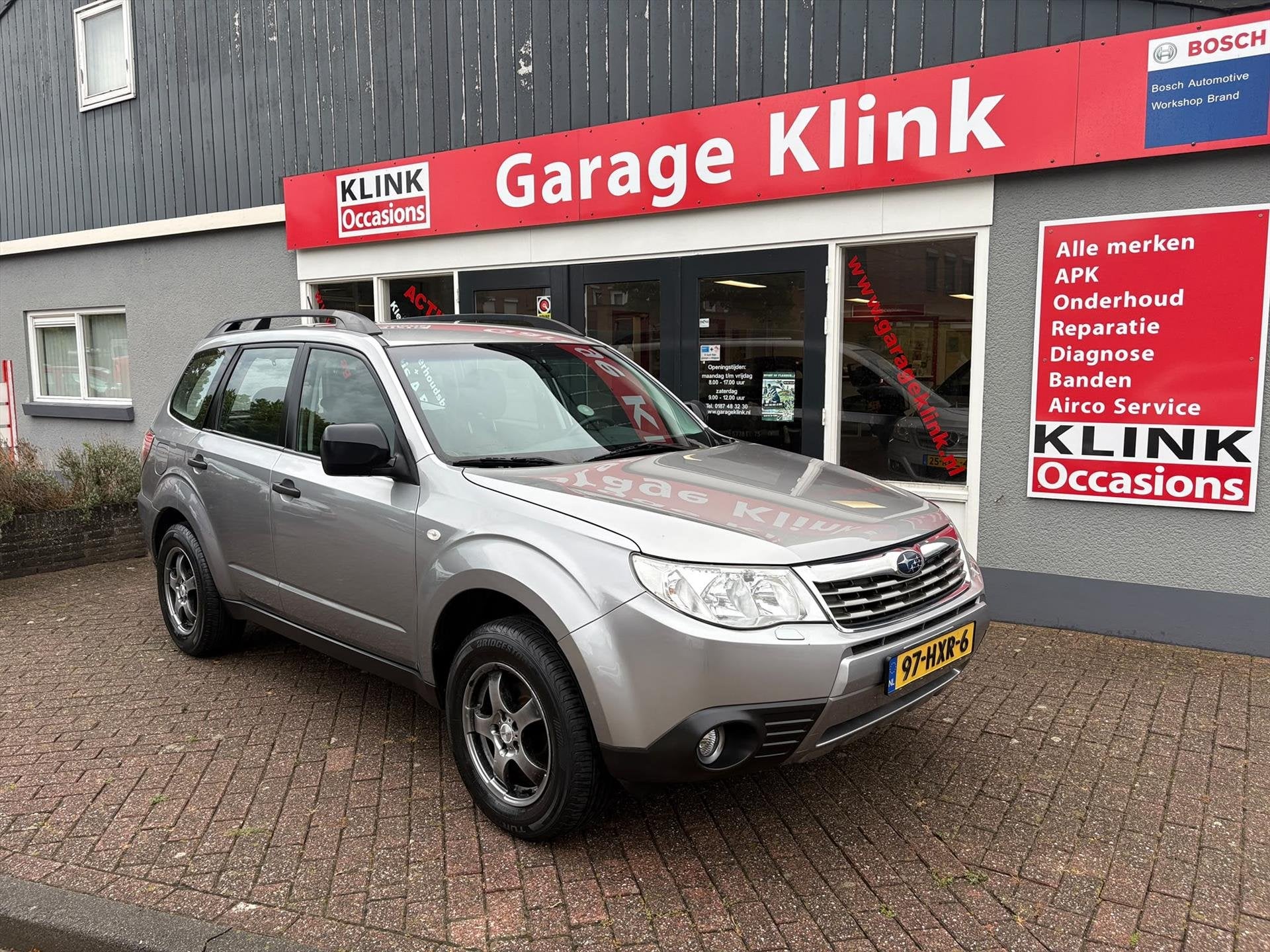 Subaru Forester 2.0 110KW AWD Comfort, Auto's, Subaru, 1994 cc, Stof, Zwart, 4 cilinders