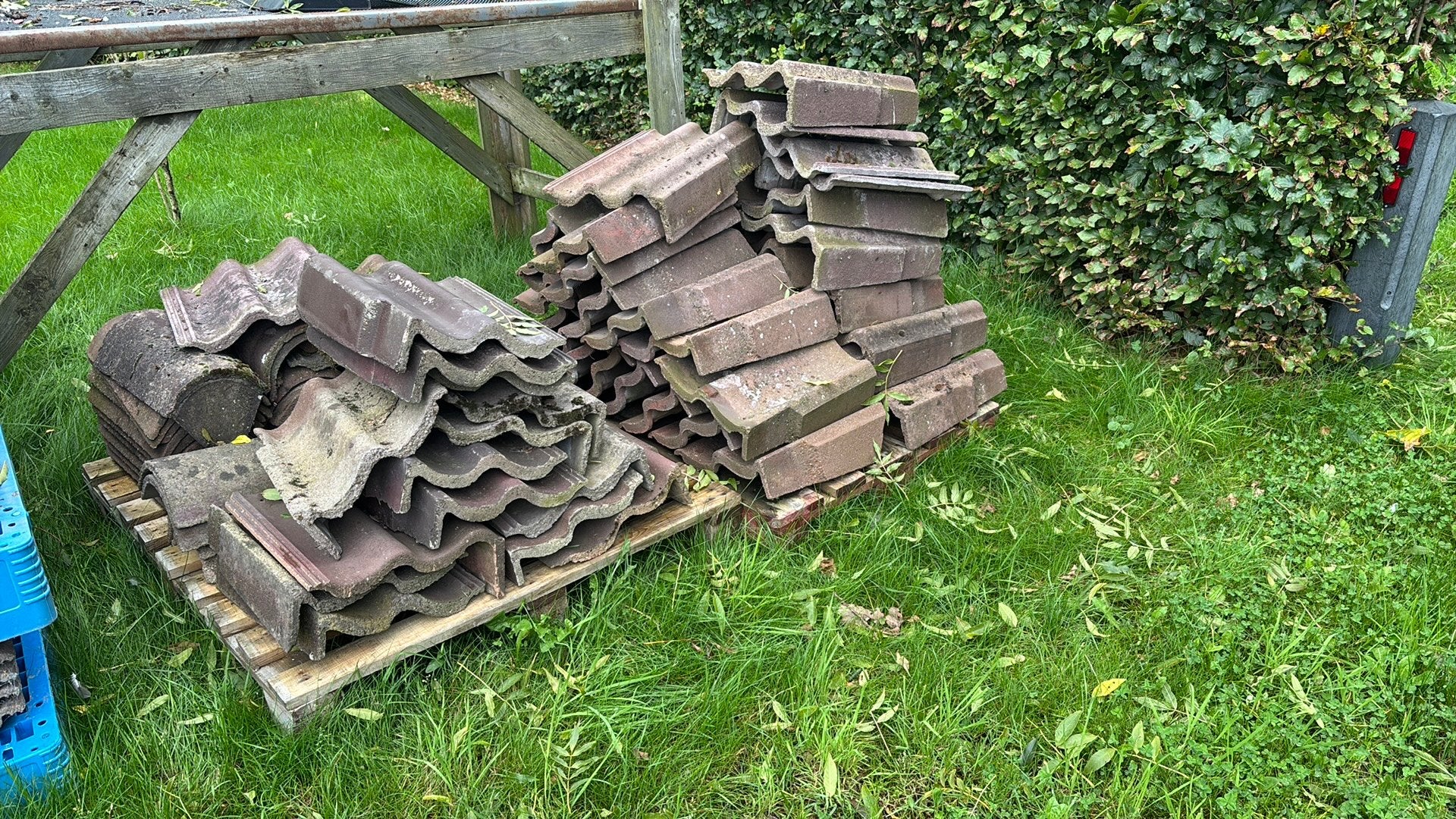 Gevelpannen sneldekker RBB links en rechts, Ophalen, Gebruikt, Steen of Klei, 15 m² of meer