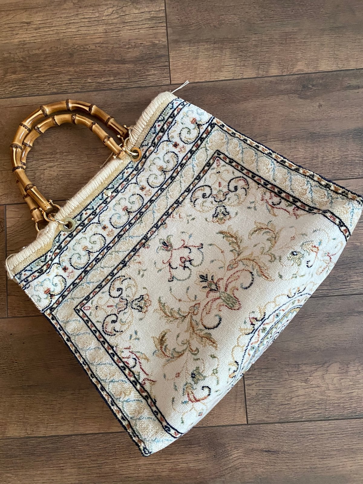 Boho tapijttas carpetbag creme tinten nieuw., Ophalen of Verzenden, Nieuw, Overige kleuren, Shopper