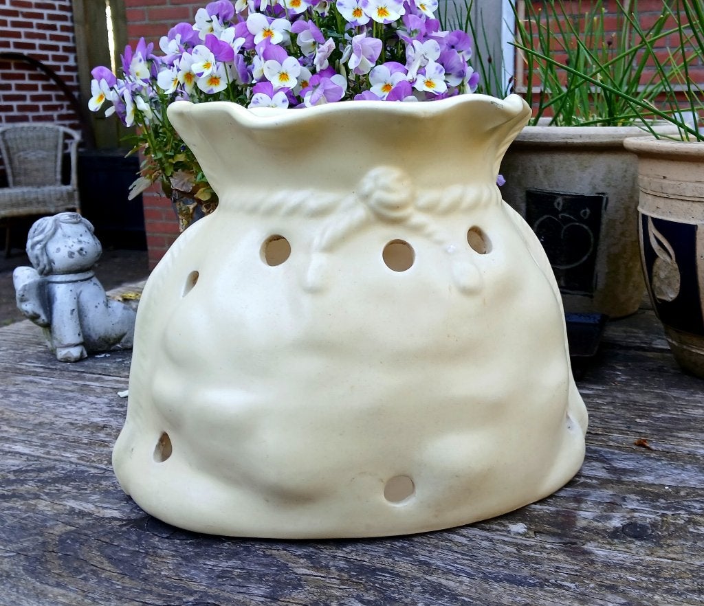 Grote keramieken bloempot - zachtgeel - kleine mankementen, Gebruikt, Ophalen of Verzenden, Balkon, Overige vormen