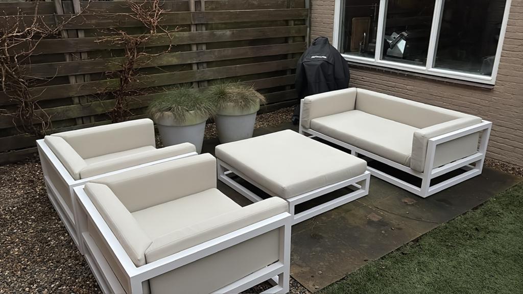 Tuinset degelijke kwaliteit, 4 zitplaatsen, Hocker, Aluminium, Ophalen of Verzenden