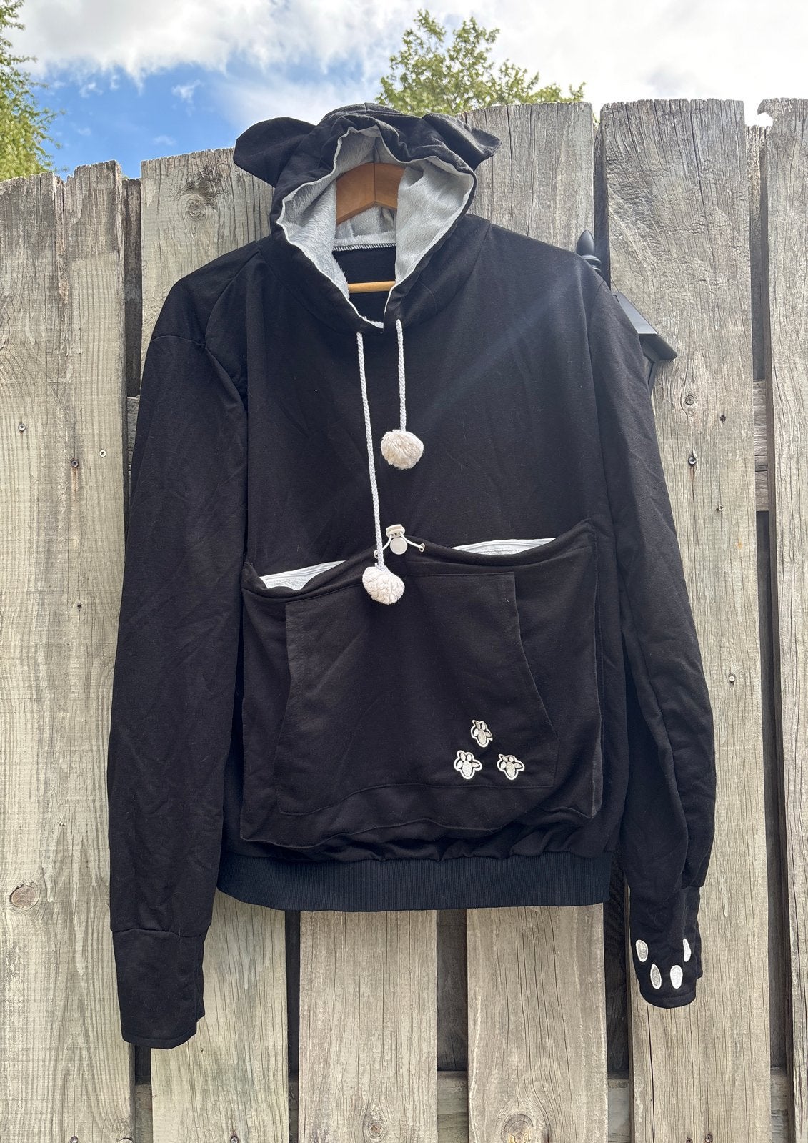 Zwarte hoodie/trui met buidel voor kat/poes, goede staat!, Ophalen of Verzenden, Zo goed als nieuw