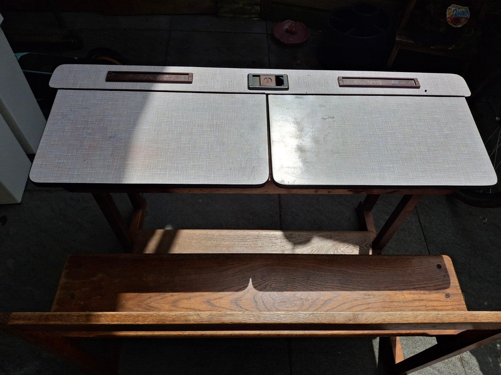 Vintage speeltafel / schoolbankje voor kinderen, Ophalen, Gebruikt