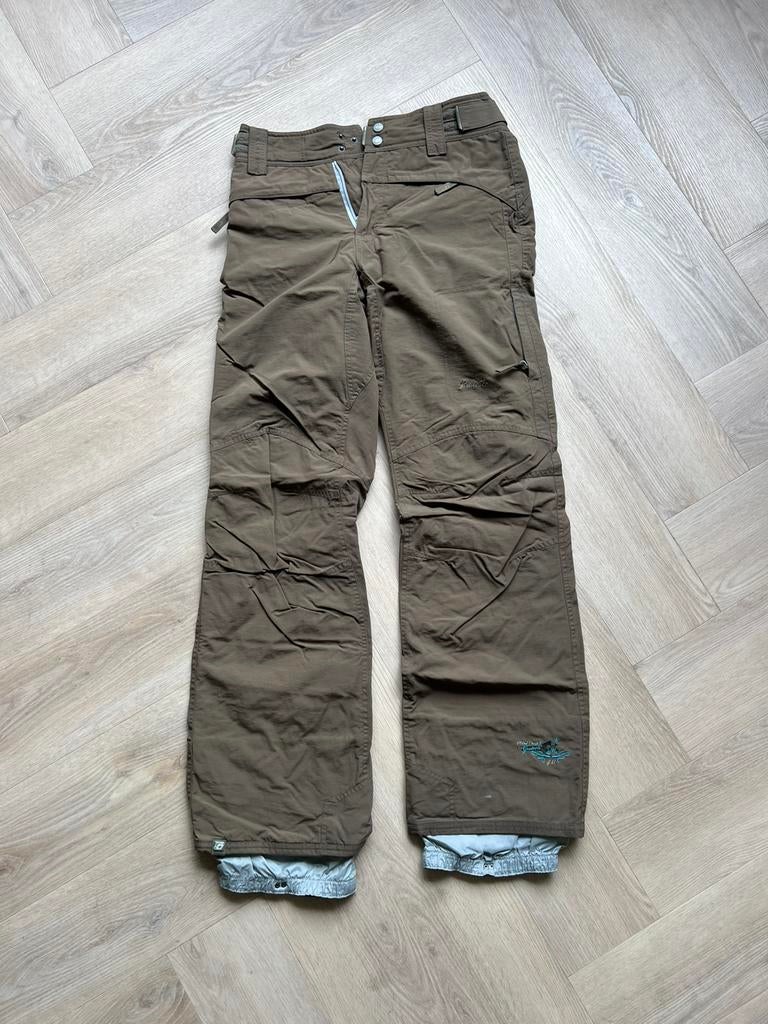 Protest snowboardbroek - M - Bruin, Kleding | Dames, Ophalen of Verzenden, Gedragen, Maat 38/40 (M), Broek