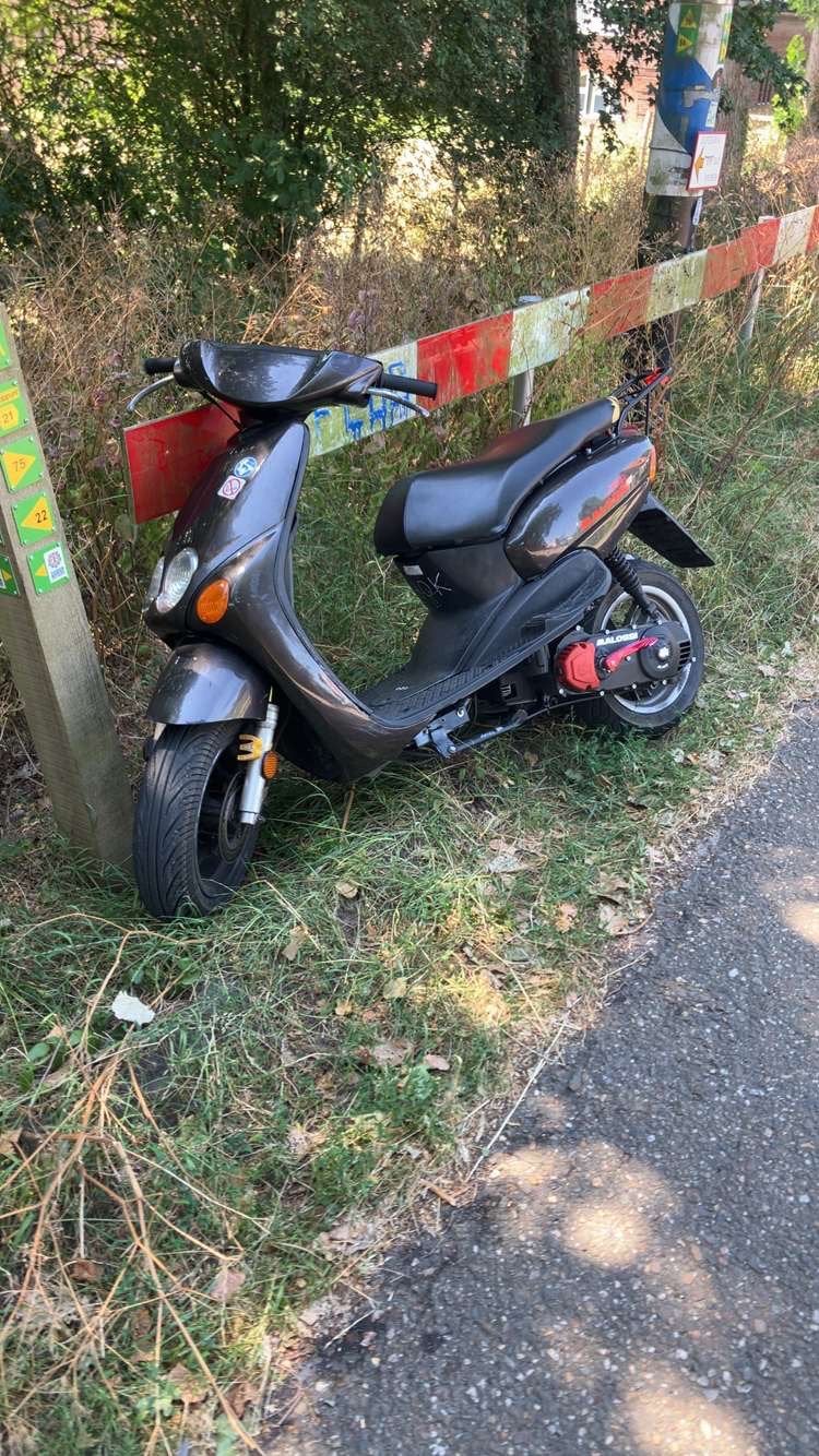 Yamaha neos 70cc WAARDEPEILING!!, Ophalen, Zo goed als nieuw, Tweetakt, Neo's