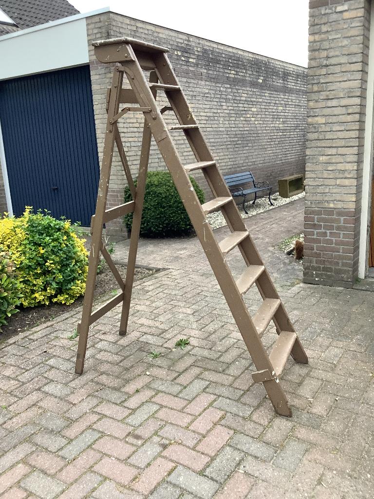 Oude schilders trap, Doe-het-zelf en Verbouw, Ladders en Trappen, Ophalen, Gebruikt, Trap, Opvouwbaar of Inschuifbaar