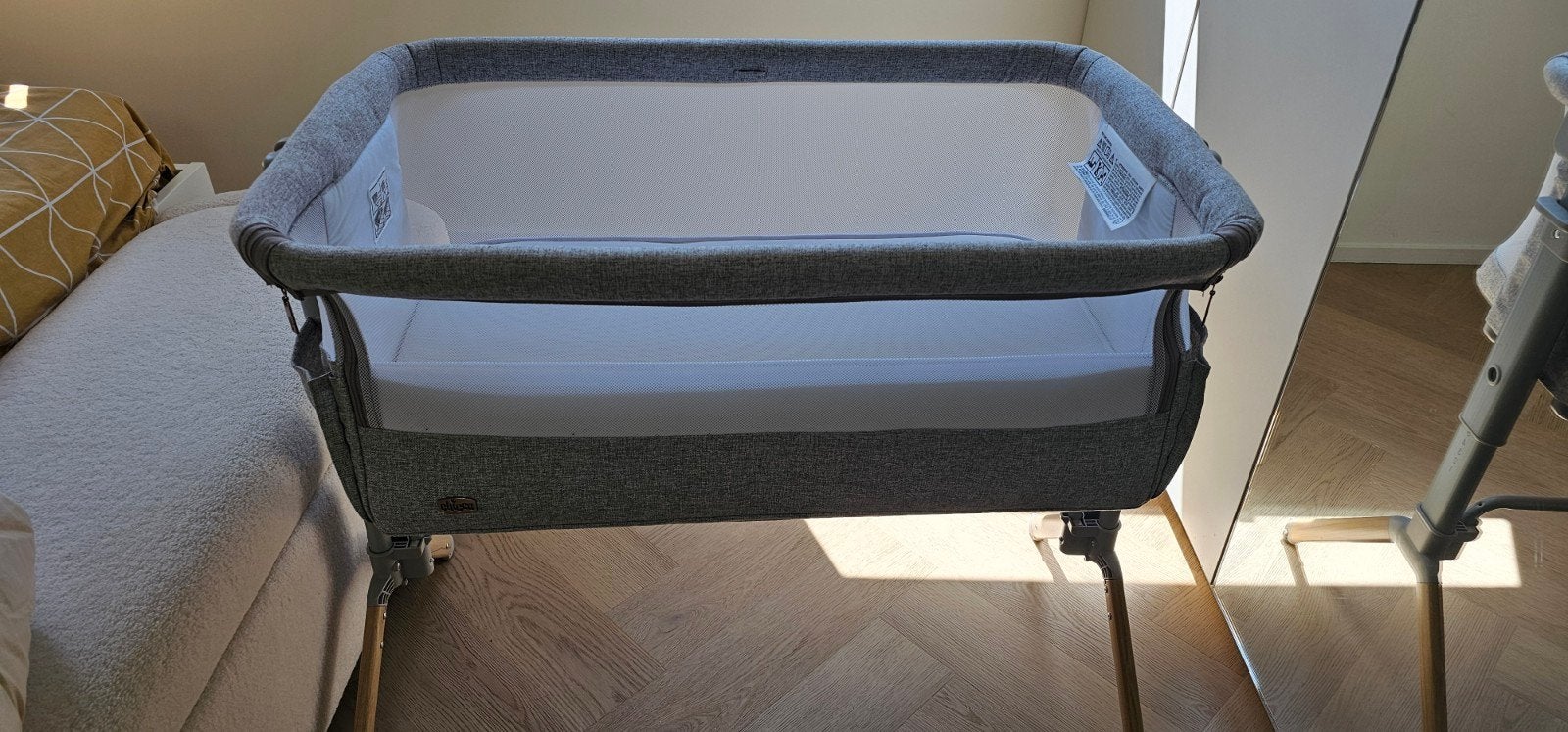 Chicco Armonia Next2Me Co-Sleeper - Scandinavisch, Kinderen en Baby's, Babywiegjes en Ledikanten, Zo goed als nieuw, Wieg, Ophalen