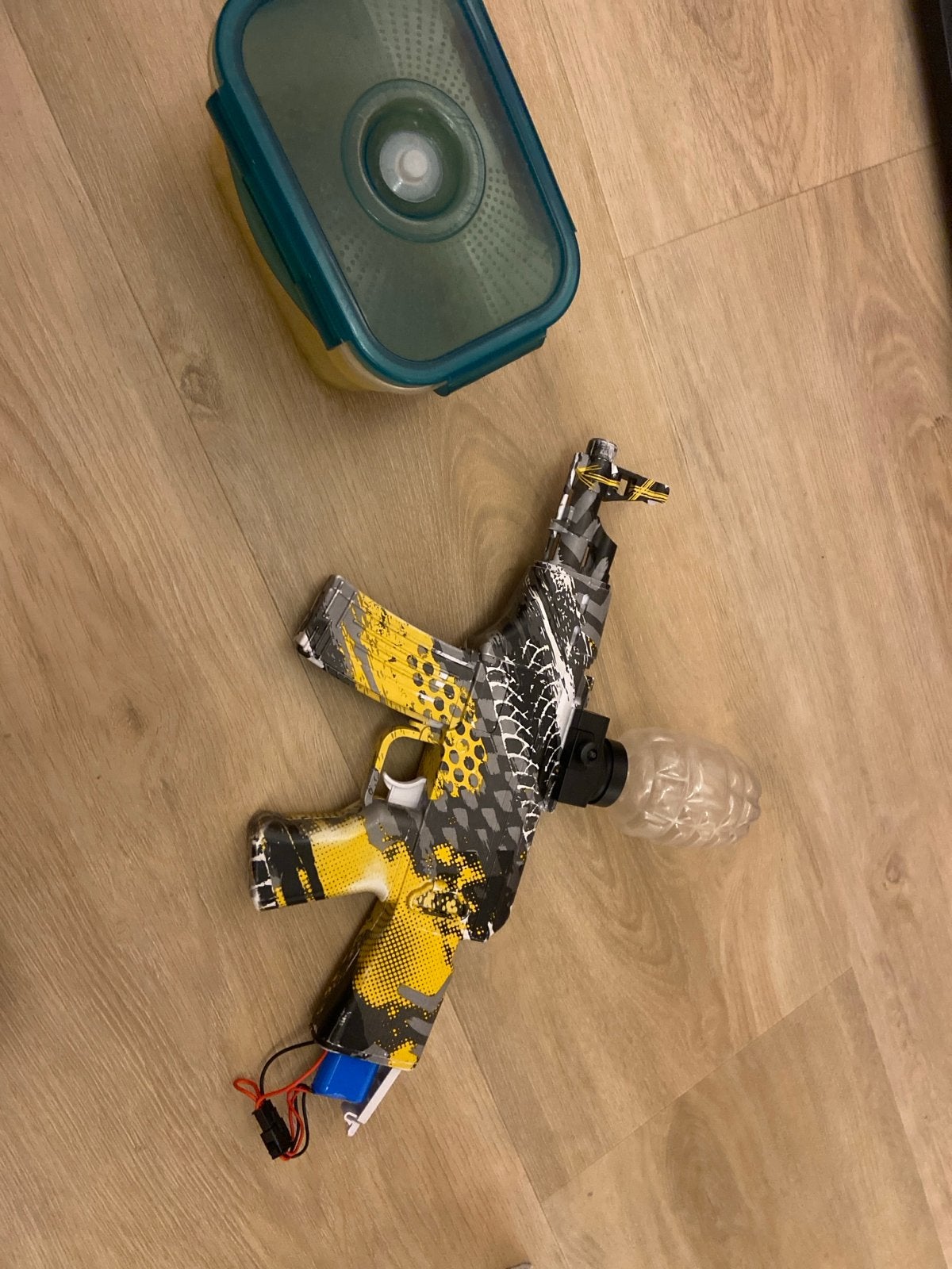 Gel Blaster met Gelballetjes en Batterij, Ophalen, Zo goed als nieuw, Jongen of Meisje